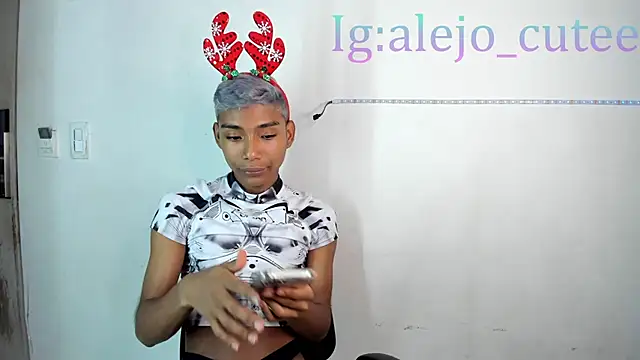 alejo cute online show from December 2024 08:18:02 PM