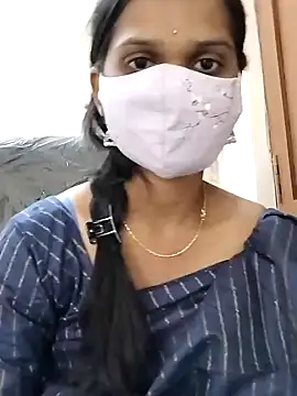 Snapshot of Triveni-Lovely chatting on December 2024 11:06:02 AM Triveni-Lovely online show from December 2024 11:06:02 AM