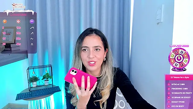 Snapshot of Lucyortiz_ chatting on December 2024 06:06:01 PM Lucyortiz online show from December 2024 06:06:01 PM