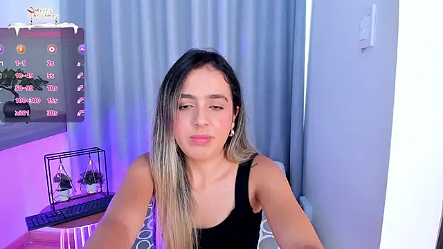 Snapshot of Lucyortiz_ chatting on January 2025 05:16:02 PM Lucyortiz online show from January 2025 05:16:02 PM