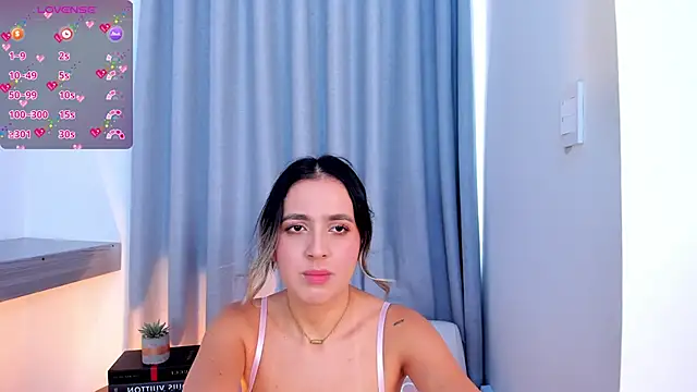 Snapshot of Lucyortiz_ chatting on February 2025 06:42:02 PM Lucyortiz online show from February 2025 06:42:02 PM