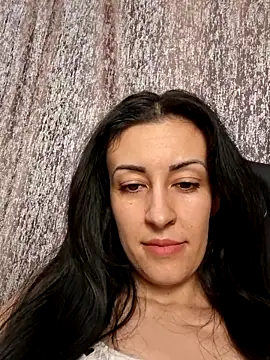 loryyy sexyyy online show from April 2026 05:32:02 PM