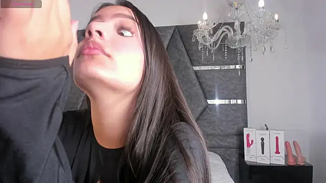 Snapshot of IsabellaGrey19 chatting on October 2025 07:22:02 PM IsabellaGrey19 online show from October 2025 07:22:02 PM