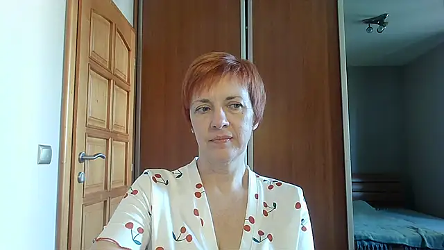 Snapshot of LoraLoraMay chatting on May 2026 12:44:01 PM LoraLoraMay online show from May 2026 12:44:01 PM