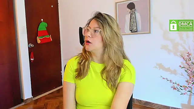 Chanelll Taylorr  online show from January 2025 04:06:01 PM