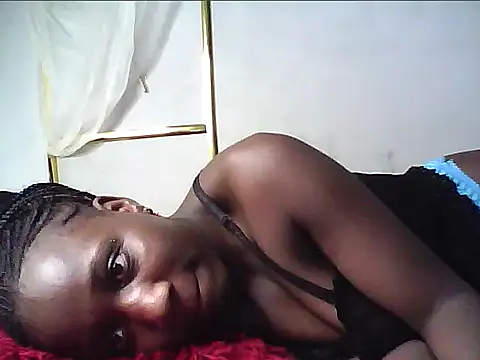 Adaline-Paris online show from May 2026 05:53:01 PM
