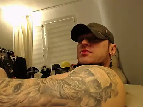 Snapshot of ballardbret chatting on November 2025 01:39:02 AM ballardbret online show from November 2025 01:39:02 AM