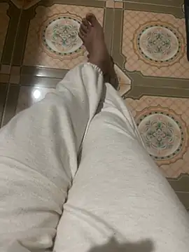 Snapshot of Milk_Mom99 chatting on December 2024 03:10:02 PM Milk Mom99 online show from December 2024 03:10:02 PM