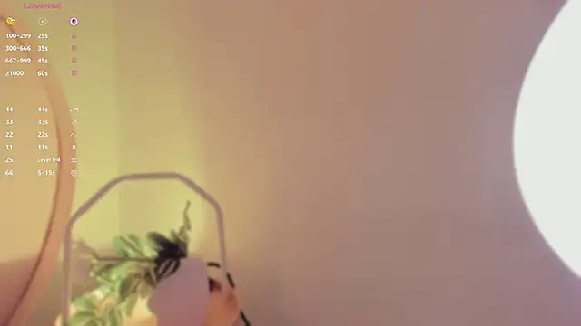 Snapshot of katiepeach_ chatting on October 2025 11:51:02 AM katiepeach online show from October 2025 11:51:02 AM