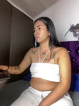 luna asss online show from January 2025 05:09:02 PM