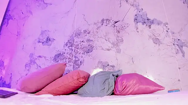 Kim Baker1 online show from September 2025 07:41:01 PM