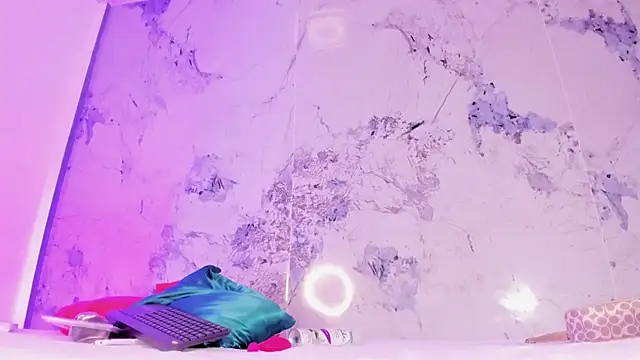 Kim Baker1 online show from October 2025 08:17:02 PM