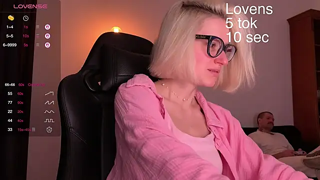Sexy Sweets online show from October 2025 06:16:02 PM