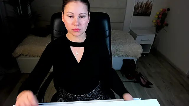 Dana  dom online show from February 2025 01:32:01 AM