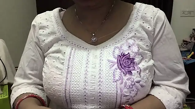 Gulaboo bhabi online show from February 2025 04:10:01 PM