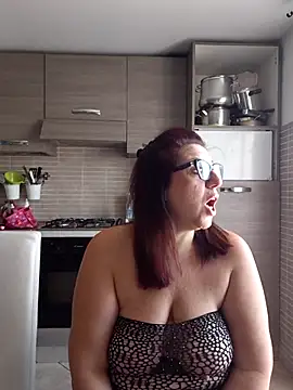 Snapshot of carolyne2023 chatting on November 2025 08:25:01 AM carolyne2023 online show from November 2025 08:25:01 AM