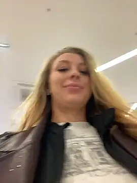 Sweet   Emily online show from October 2025 01:45:02 PM