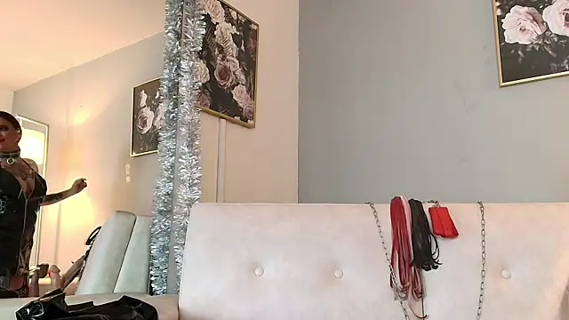 MorganaCrowley online show from December 2024 02:10:02 PM