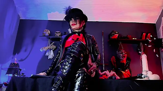 MorganaCrowley online show from October 2025 07:27:02 PM