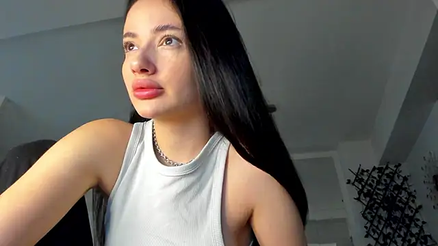 Snapshot of IreneVON chatting on January 2025 05:13:01 AM IreneVON online show from January 2025 05:13:01 AM
