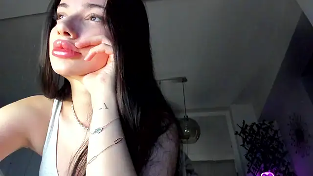 Snapshot of IreneVON chatting on February 2025 03:42:02 PM IreneVON online show from February 2025 03:42:02 PM