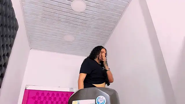 aleja mistress  online show from November 2025 07:50:02 PM