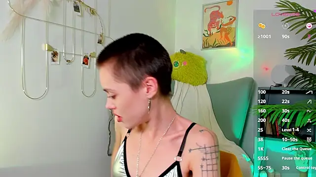 PamelaYong online show from January 2025 01:36:02 PM