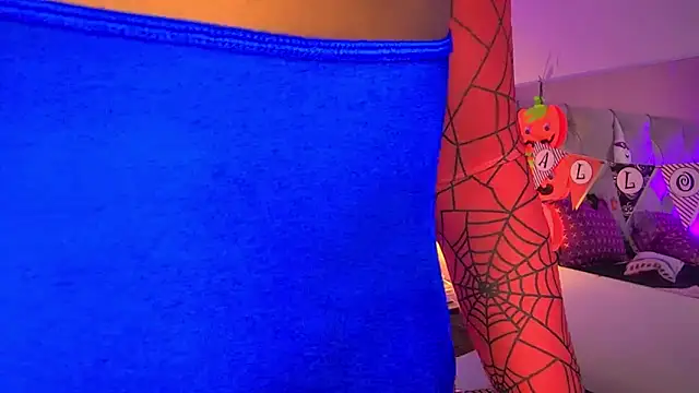 Snapshot of FiorelaLenin chatting on October 2025 12:39:02 PM FiorelaLenin online show from October 2025 12:39:02 PM