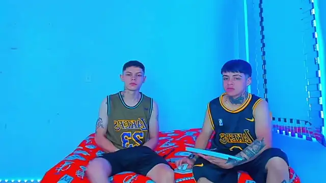 Snapshot of HOT_boy2025 chatting on December 2024 03:11:01 PM HOT boy2025 online show from December 2024 03:11:01 PM