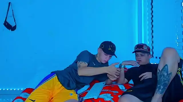 Snapshot of HOT_boy2025 chatting on December 2024 09:28:01 PM HOT boy2025 online show from December 2024 09:28:01 PM