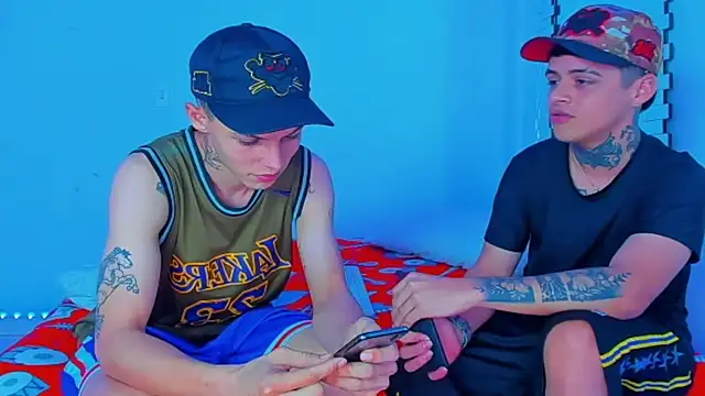 Snapshot of HOT_boy2025 chatting on December 2024 08:50:01 PM HOT boy2025 online show from December 2024 08:50:01 PM