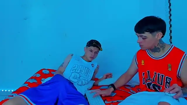 Snapshot of HOT_boy2025 chatting on January 2025 04:22:02 PM HOT boy2025 online show from January 2025 04:22:02 PM