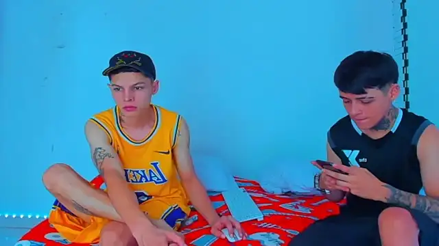 Snapshot of HOT_boy2025 chatting on January 2025 06:06:02 PM HOT boy2025 online show from January 2025 06:06:02 PM