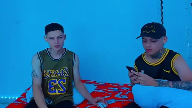 Snapshot of HOT_boy2025 chatting on January 2025 10:06:02 PM HOT boy2025 online show from January 2025 10:06:02 PM