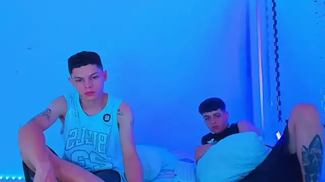 Snapshot of HOT_boy2025 chatting on January 2025 05:59:02 AM HOT boy2025 online show from January 2025 05:59:02 AM