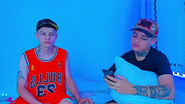 Snapshot of HOT_boy2025 chatting on January 2025 09:21:01 PM HOT boy2025 online show from January 2025 09:21:01 PM