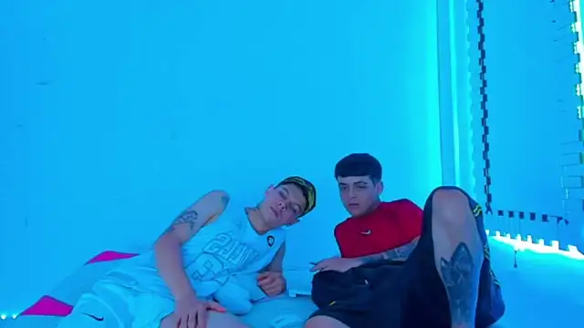 Snapshot of HOT_boy2025 chatting on January 2025 12:17:02 AM HOT boy2025 online show from January 2025 12:17:02 AM