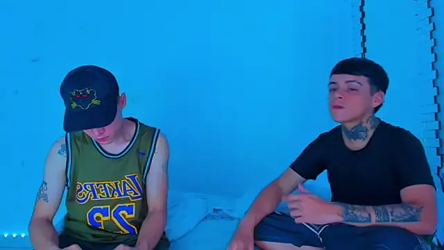 Snapshot of HOT_boy2025 chatting on February 2025 12:29:01 AM HOT boy2025 online show from February 2025 12:29:01 AM