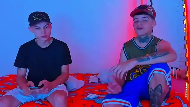 Snapshot of HOT_boy2025 chatting on February 2025 11:02:02 PM HOT boy2025 online show from February 2025 11:02:02 PM