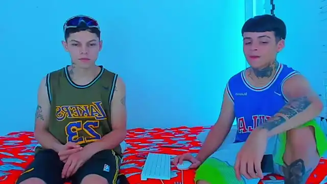 Snapshot of HOT_boy2025 chatting on February 2025 01:09:02 AM HOT boy2025 online show from February 2025 01:09:02 AM