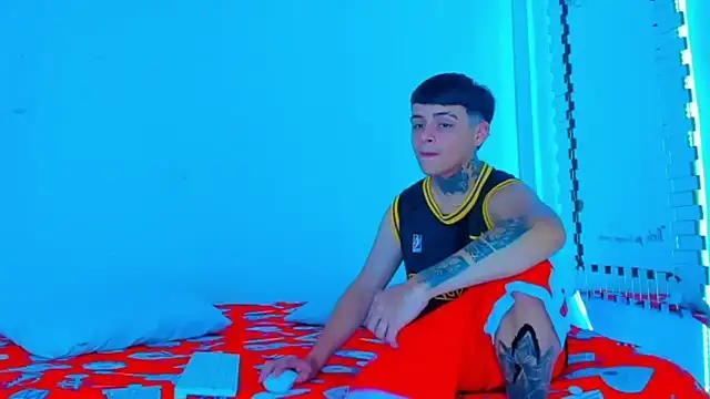 Snapshot of HOT_boy2025 chatting on March 2025 07:22:01 PM HOT boy2025 online show from March 2025 07:22:01 PM