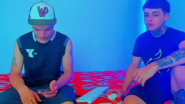 Snapshot of HOT_boy2025 chatting on March 2025 08:42:01 PM HOT boy2025 online show from March 2025 08:42:01 PM