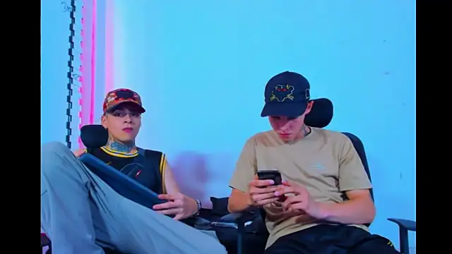 Snapshot of HOT_boy2025 chatting on September 2025 01:49:01 AM HOT boy2025 online show from September 2025 01:49:01 AM