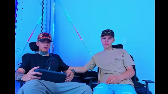 Snapshot of HOT_boy2025 chatting on September 2025 10:48:01 AM HOT boy2025 online show from September 2025 10:48:01 AM