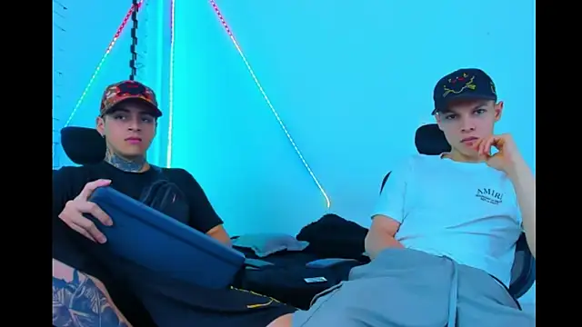 Snapshot of HOT_boy2025 chatting on September 2025 03:08:01 AM HOT boy2025 online show from September 2025 03:08:01 AM