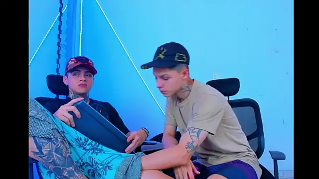 Snapshot of HOT_boy2025 chatting on September 2025 12:28:01 PM HOT boy2025 online show from September 2025 12:28:01 PM