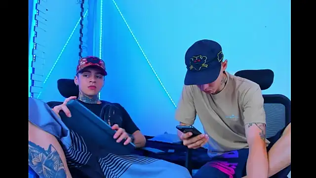 Snapshot of HOT_boy2025 chatting on September 2025 07:32:02 AM HOT boy2025 online show from September 2025 07:32:02 AM