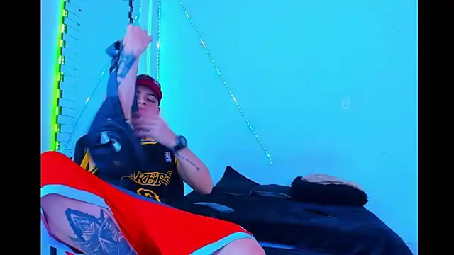 Snapshot of HOT_boy2025 chatting on September 2025 05:54:01 AM HOT boy2025 online show from September 2025 05:54:01 AM