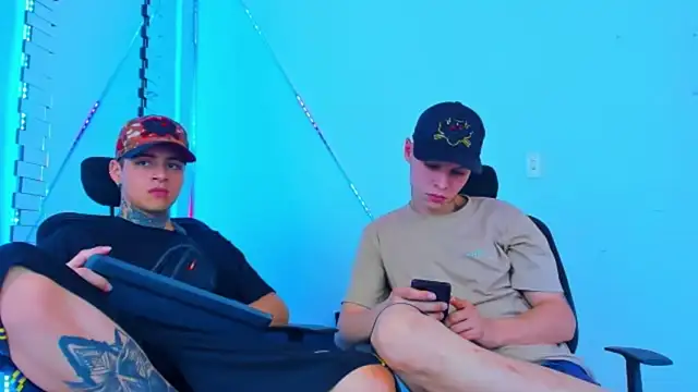 Snapshot of HOT_boy2025 chatting on September 2025 02:32:01 PM HOT boy2025 online show from September 2025 02:32:01 PM