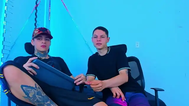 Snapshot of HOT_boy2025 chatting on September 2025 11:37:02 AM HOT boy2025 online show from September 2025 11:37:02 AM